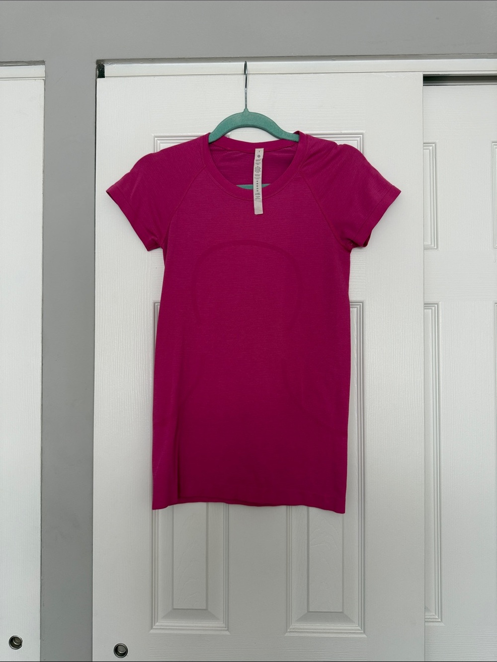lululemon athletica swiftly tee